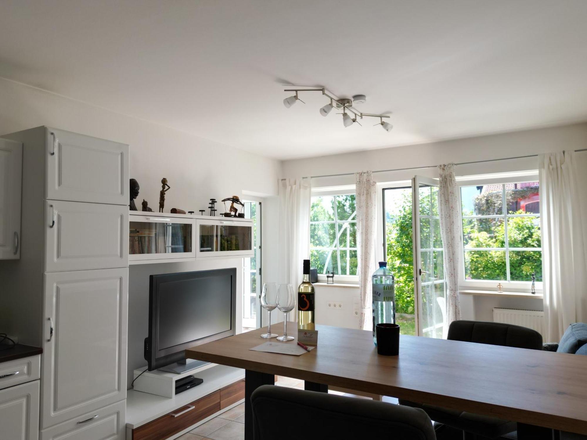 Villa Schaller - Apartment Krumpendorf Екстер'єр фото
