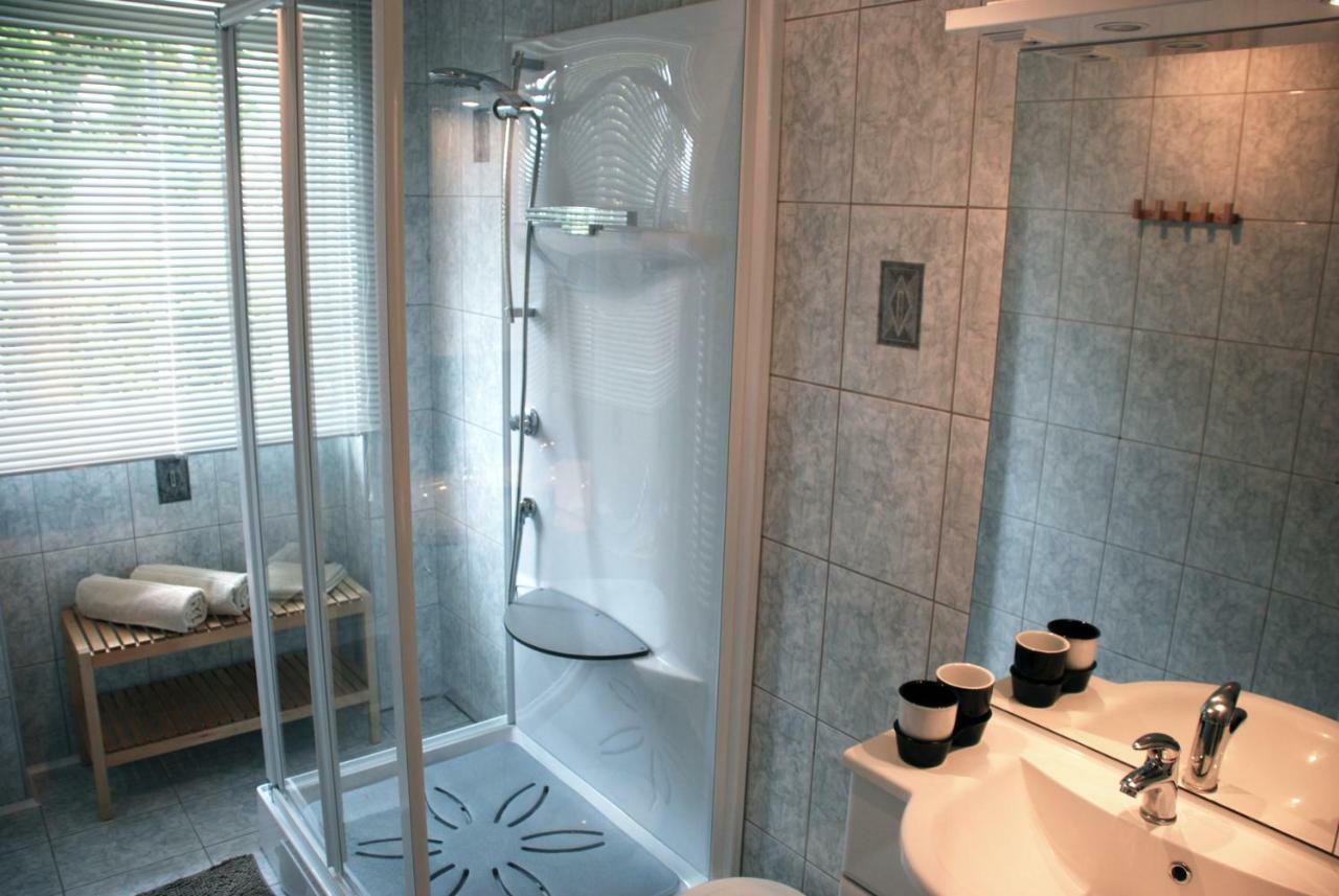 Villa Schaller - Apartment Krumpendorf Екстер'єр фото